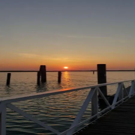 Welcoming Flat Just Steps From The Sea Appartamento *